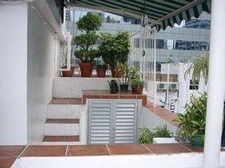 Poho - 236, Hollywood Road 11