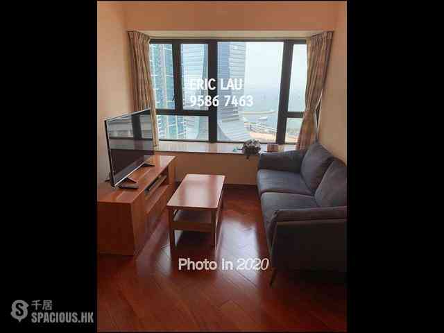 West Kowloon - The Arch Star Tower (Block 2) 01