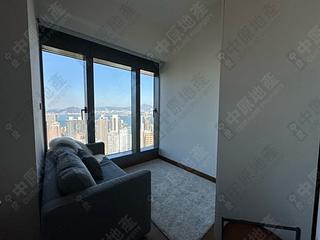 Mid Levels West - University Heights Tower 1 07