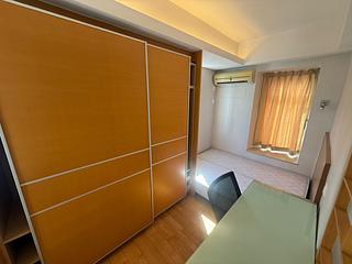 Causeway Bay - Lee King Mansion 03