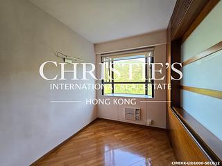 Tai Hang - Ronsdale Garden 06