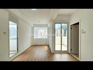 Wan Chai - Vincent Mansion 03