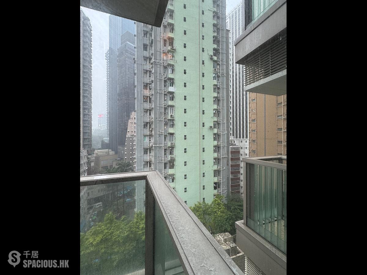 Wan Chai - The Avenue Phase 2 Block 2 01