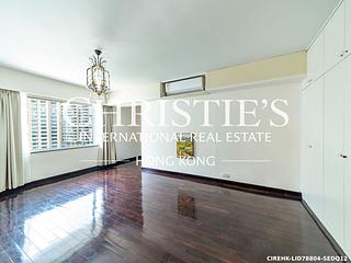 Mid Levels Central - Wealthy Heights 06