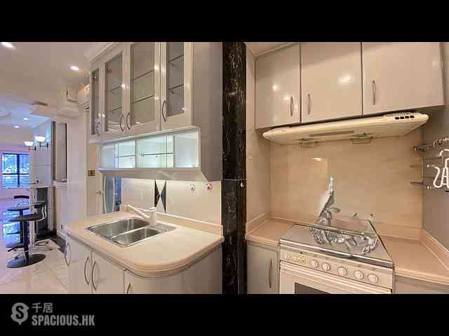 Discovery Bay - Discovery Bay Phase 4 Peninsula Village Crestmont Villa Block 42, Caperidge Drive 12