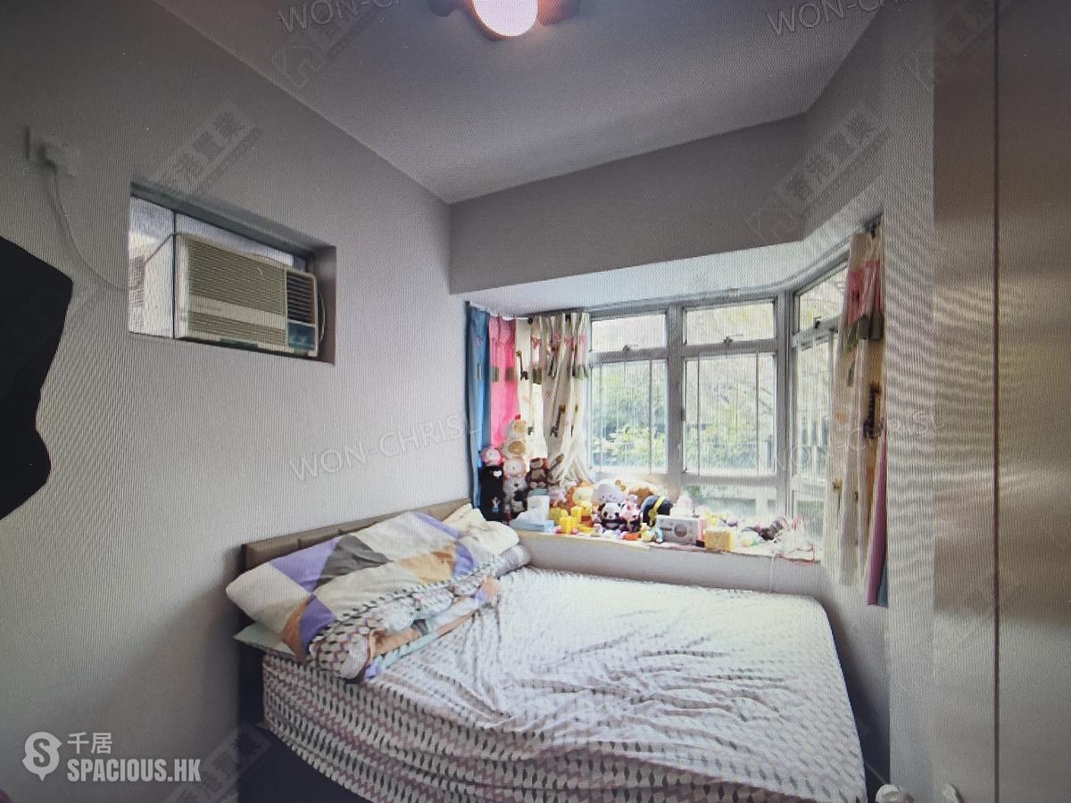 Shek Tong Tsui - Jadeview Court 01