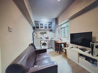 Shek Tong Tsui - Jadeview Court 02