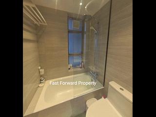 Sai Ying Pun - Island Crest Block 2 03
