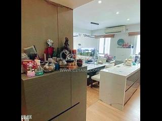 Kennedy Town - Lungga Mansion 04
