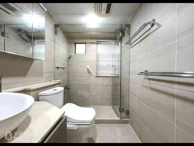 Jardines Lookout - Cavendish Heights Block 8 10