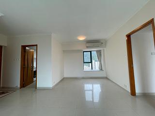 Kennedy Town - University Heights 03
