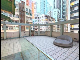 Happy Valley - Le Village 12