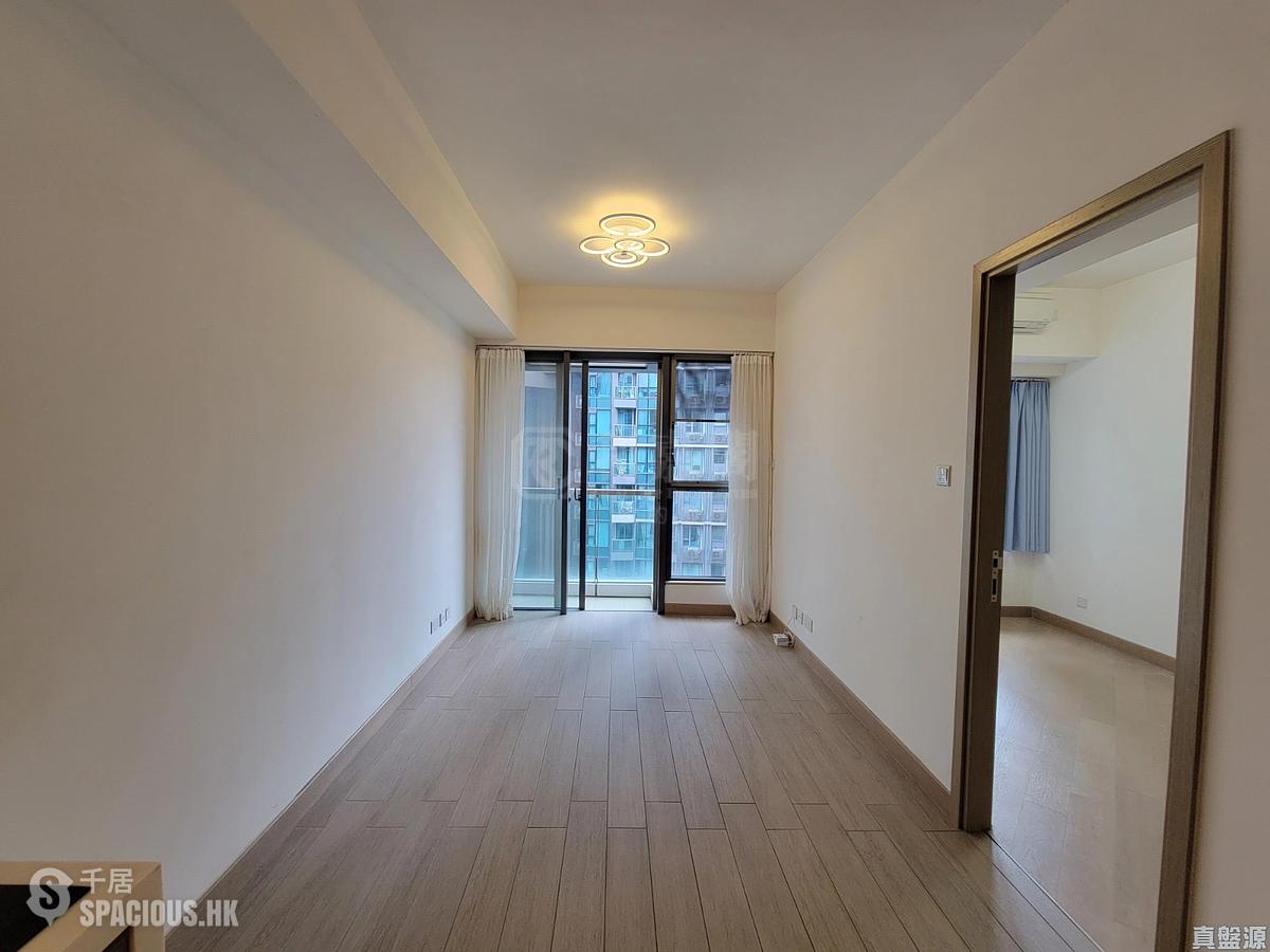 Tseung Kwan O - The Wings Ocean Wings Block 6A 01