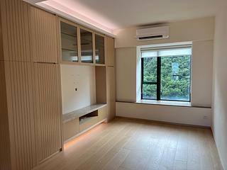 Mid Levels Central - Hillsborough Court Block 3 14