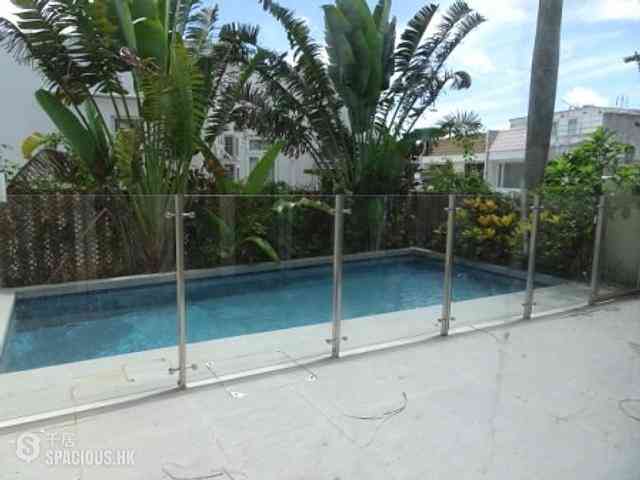 Clear Water Bay - Golden Lake Villa 01