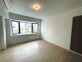 Mid Levels Central - Estoril Court 18