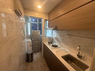 Shek Tong Tsui - Fairview Court 04
