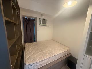 Shek Tong Tsui - Fairview Court 05