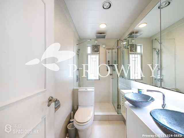 Pok Fu Lam - Baguio Villa Block 37 07