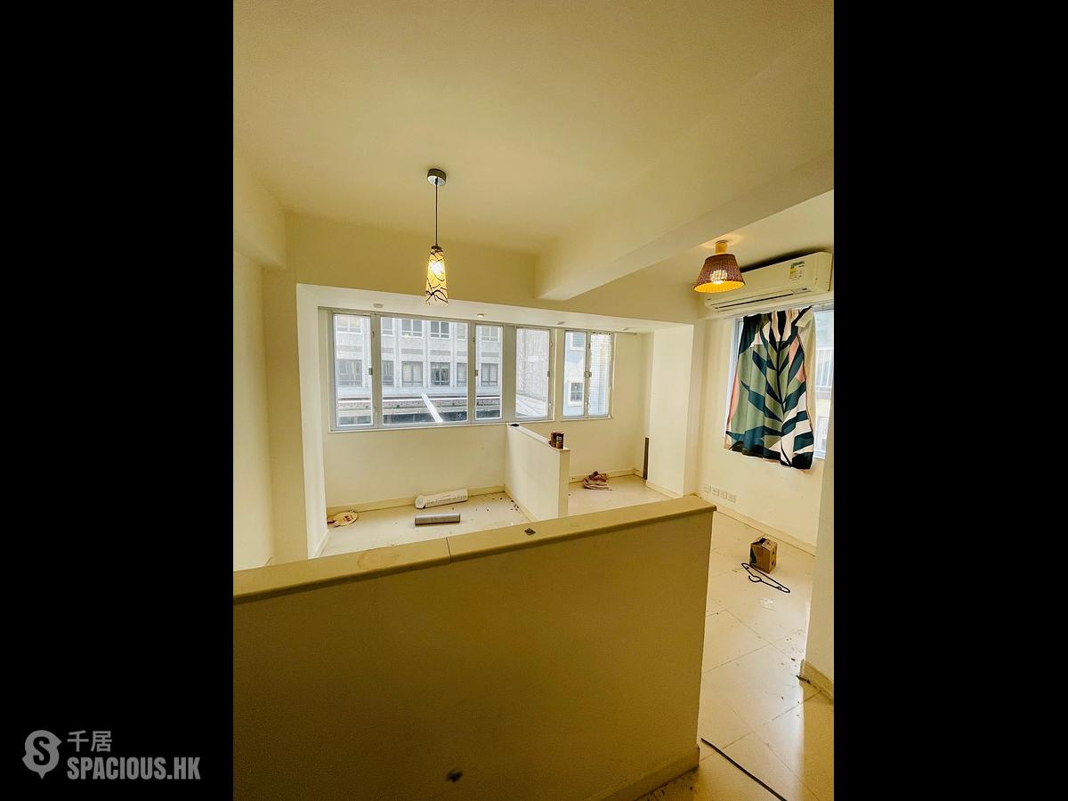 Sheung Wan - 15-17, Mercer Street 01