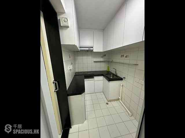 Sai Wan Ho - Tai Shun House 07