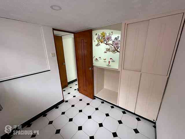 Sai Wan Ho - Tai Shun House 08