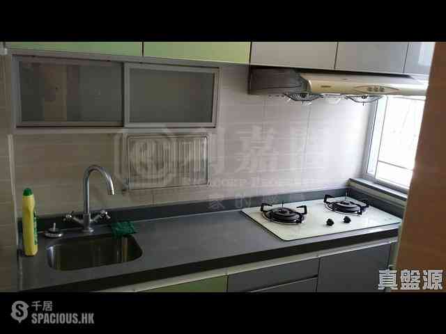 Quarry Bay - Westlands Court 03