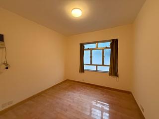Mid Levels Central - Merry Court 04