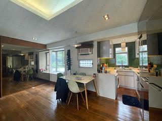 Mid Levels West - Bonham Court 08