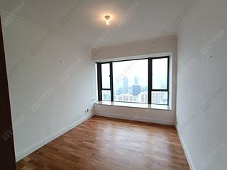 Mid Levels Central - Aigburth 04