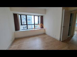 Mid Levels Central - Seymour Place 02