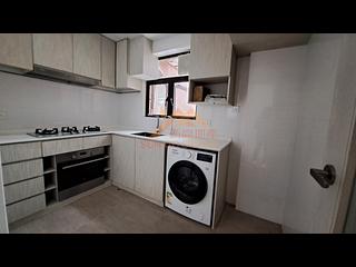Mid Levels Central - Seymour Place 04