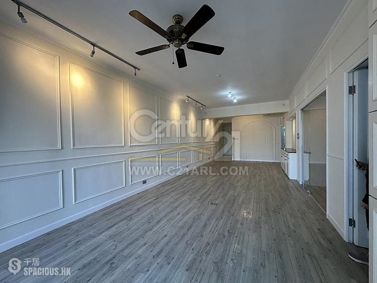 Mid Levels Central - Best View Court Block 66, Macdonnell Road 01