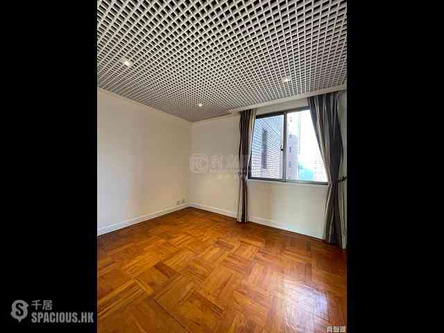 Tai Tam - Hong Kong Parkview Parkview Corner Block 17 05