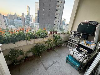 Mid Levels Central - Best View Court Block 66, Macdonnell Road 12