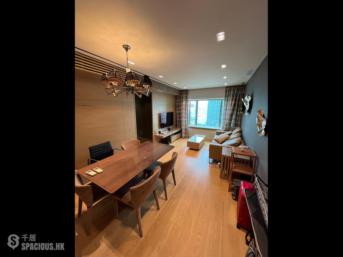 West Kowloon - Sorrento Phase 1 Block 6 01