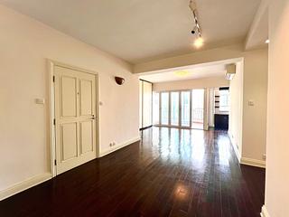 Mid Levels East - Ewan Court 02