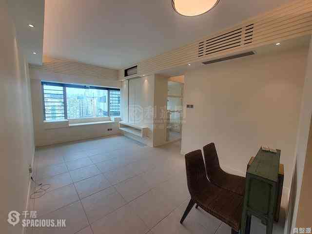 West Kowloon - Sorrento Phase 1 Block 6 01