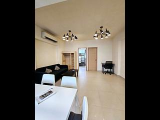 Wan Chai - Linfond Mansion 02