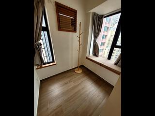 Wan Chai - 112, Johnston Road 06