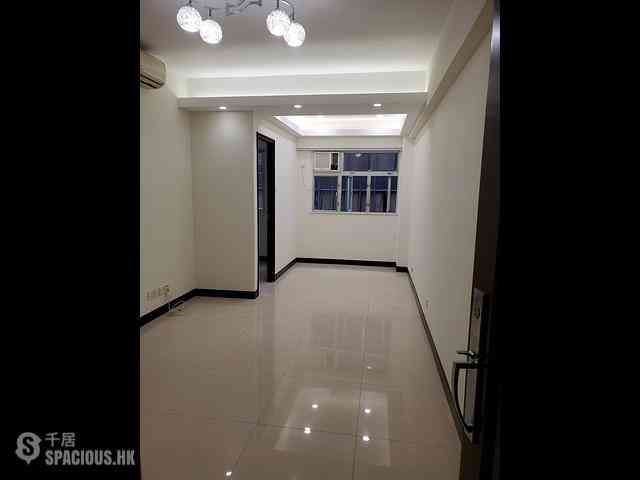 Wan Chai - Tonnochy Towers Block A 01
