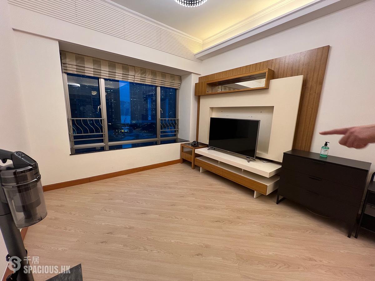 West Kowloon - Sorrento 01