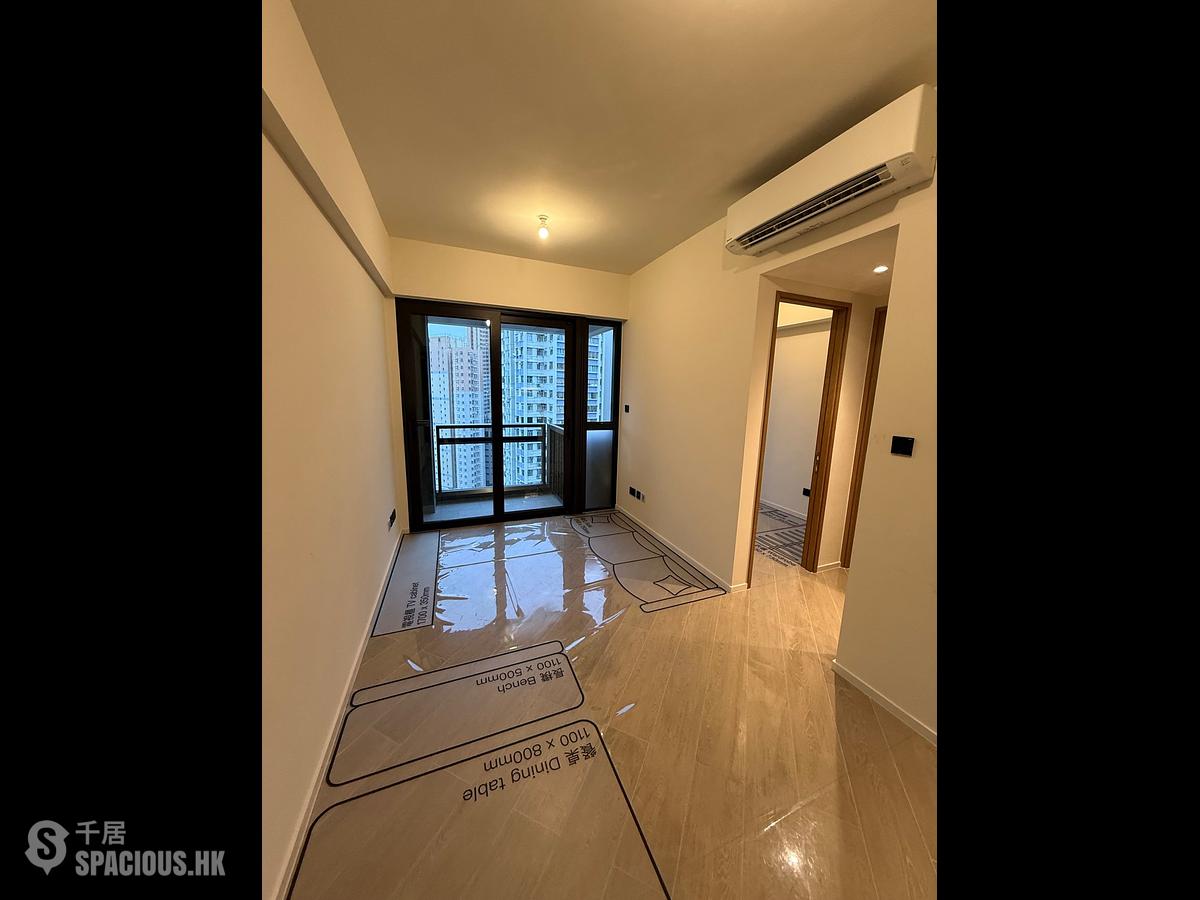 Shau Kei Wan - Oria 01