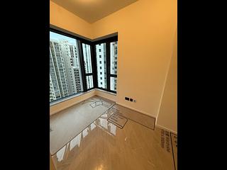 Shau Kei Wan - Oria 04
