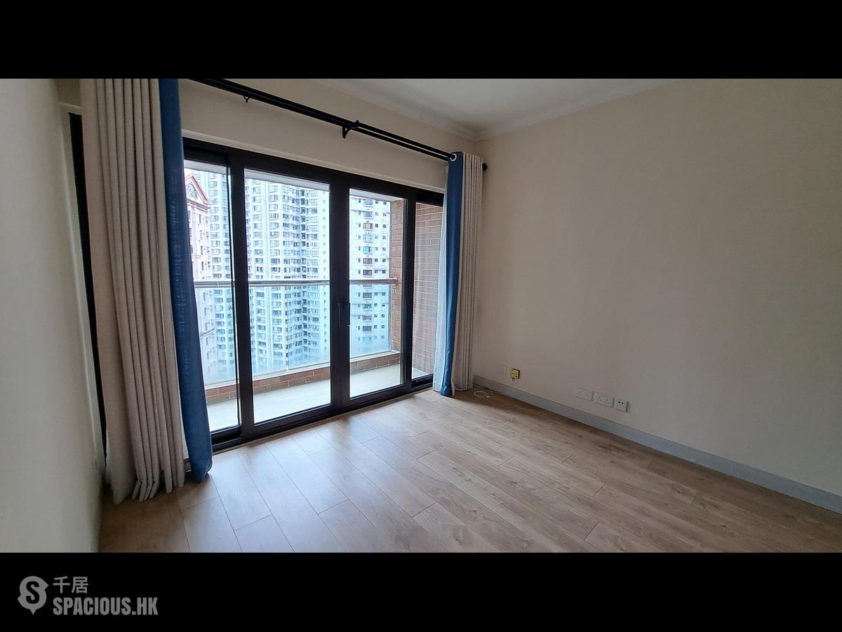 Mid Levels Central - Seymour Place 01