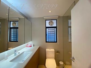 Mid Levels Central - Clovelly Court Block 2 09