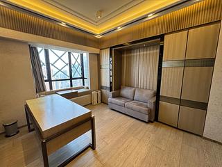 Mid Levels Central - Clovelly Court Block 1 09
