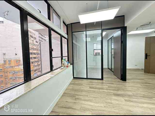 Sheung Wan - Hing Lung Commercial Building 03