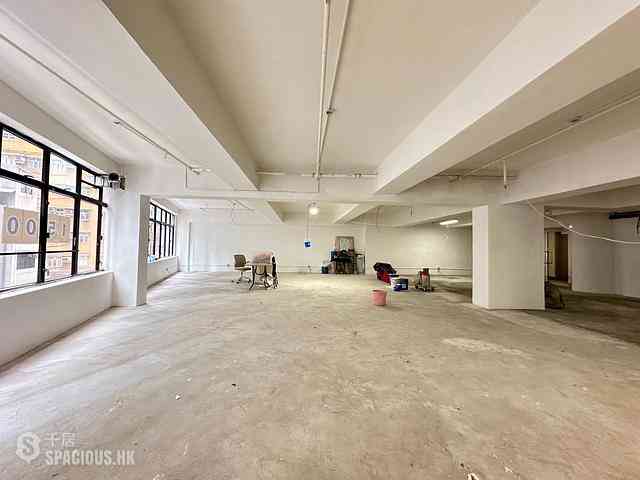 Sheung Wan - Hing Lung Commercial Building 09