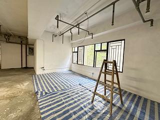 Sheung Wan - Hing Lung Commercial Building 11